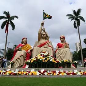Memorial dos Mamonas Assassinas